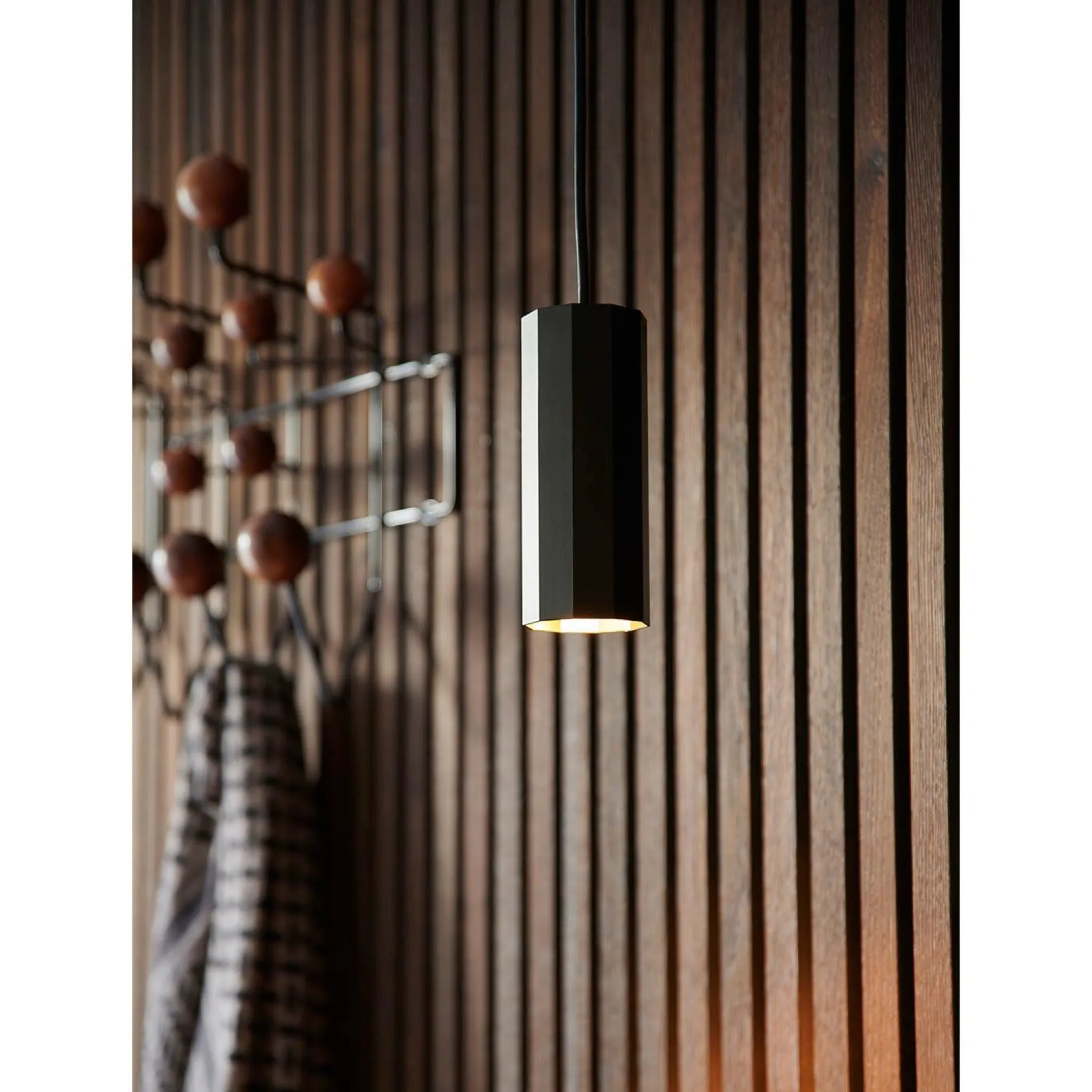 Alanis pendant | black