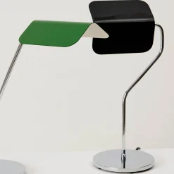 Apex table | emerald green