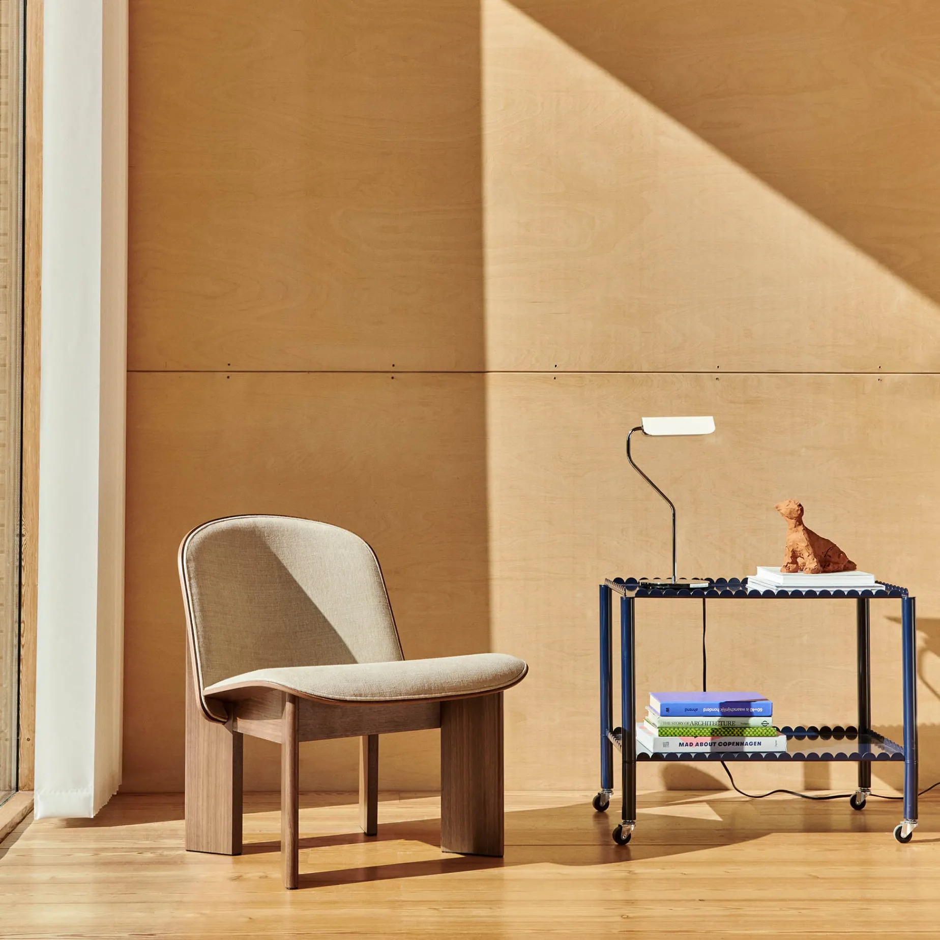 Apex table | oyster white
