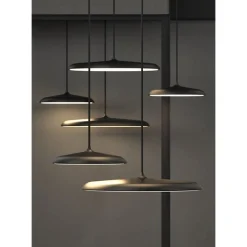 Artist pendant 40 | black
