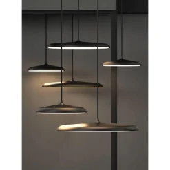 Artist pendant 25 | black