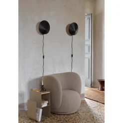 Arum wall sconce | black
