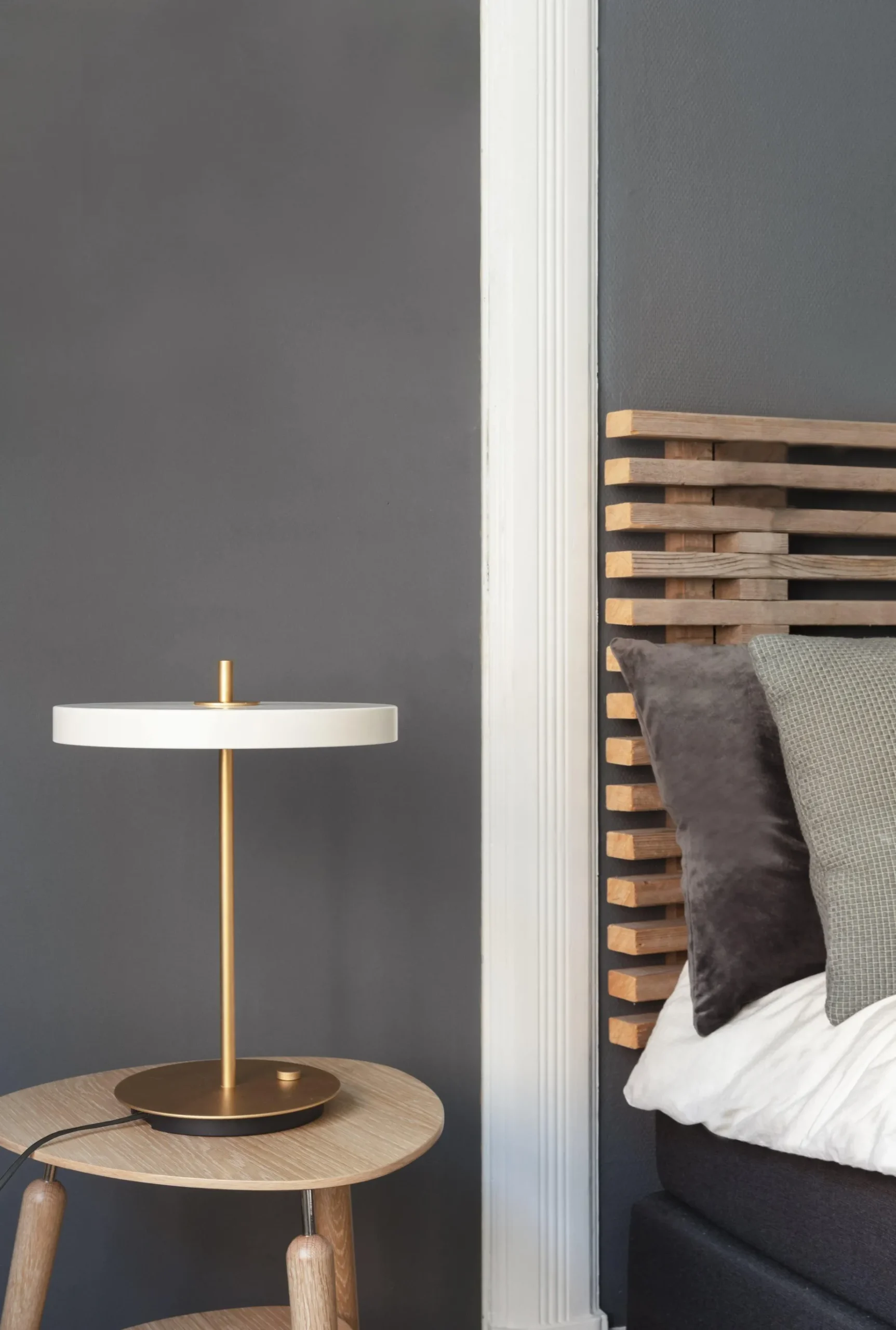 Asteria table | nuance orange