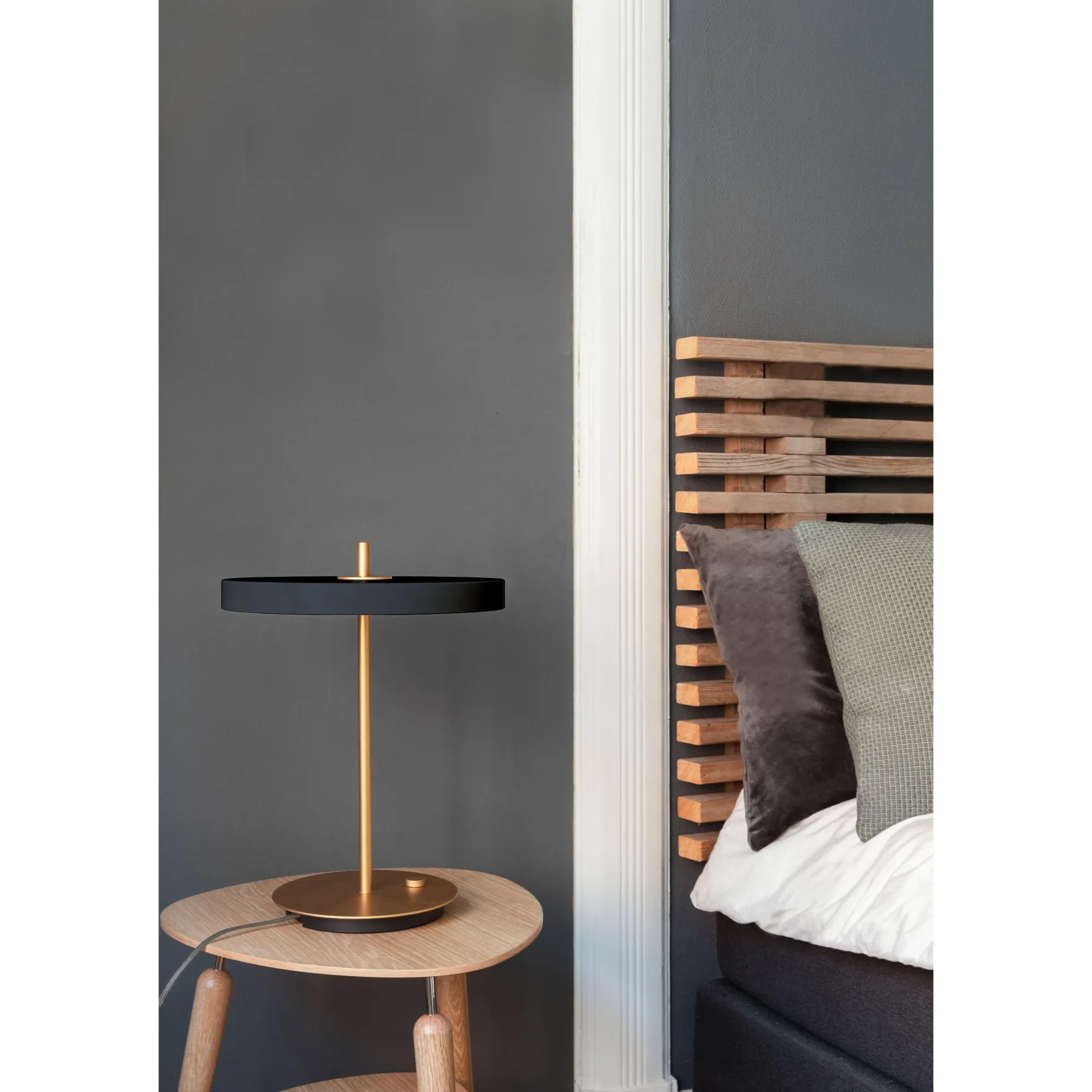 Asteria table | nuance orange