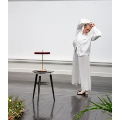 Asteria table | white pearl