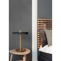 Asteria table | white pearl