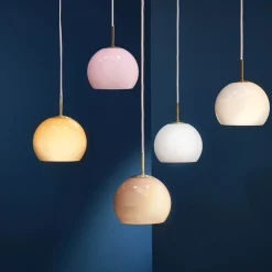 Ball 18-25 glass pendant | opal white