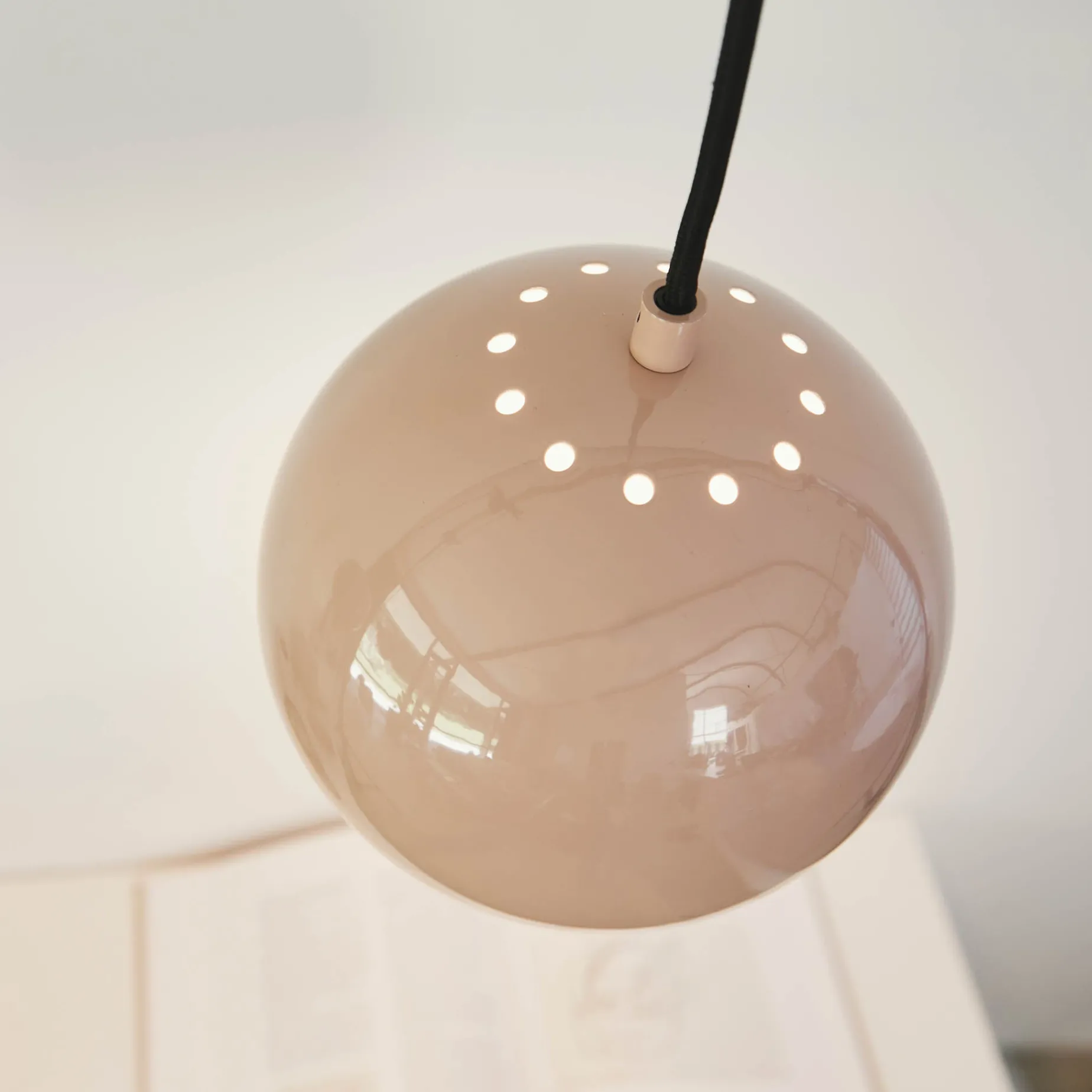 Ball 18 pendant | chrome
