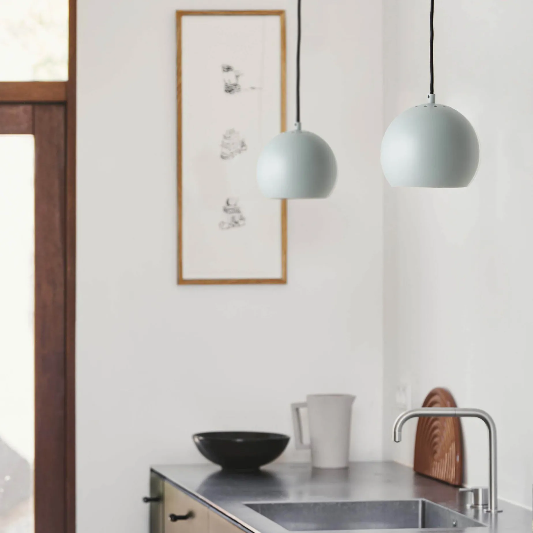 Ball 18 pendant | chrome