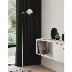 Ball floor | glossy pale grey