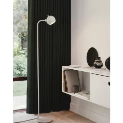 Ball floor | glossy warm grey