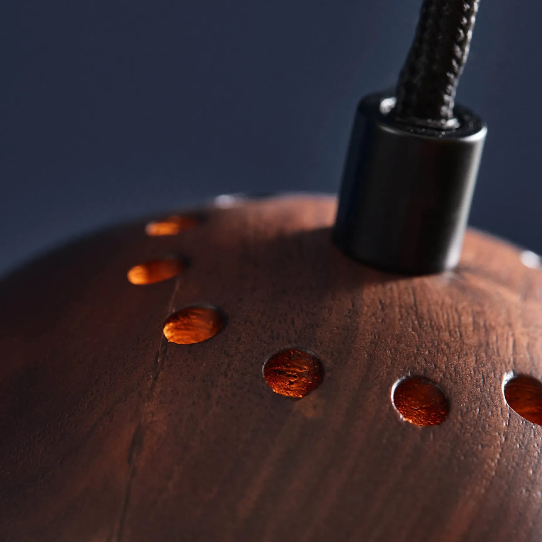 Ball pendant ⌀12 | oak