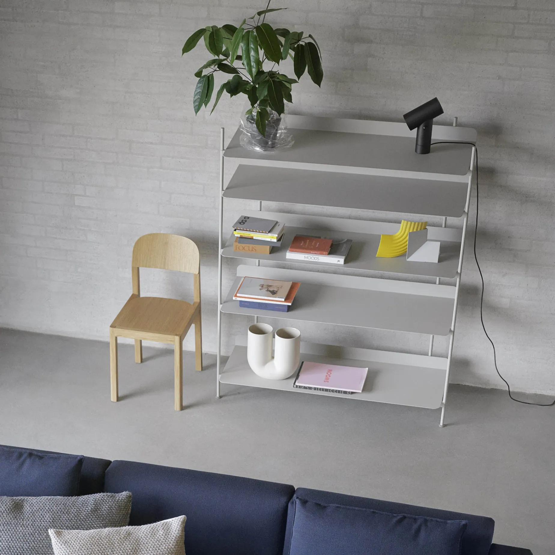 Beam table lamp H26 | black