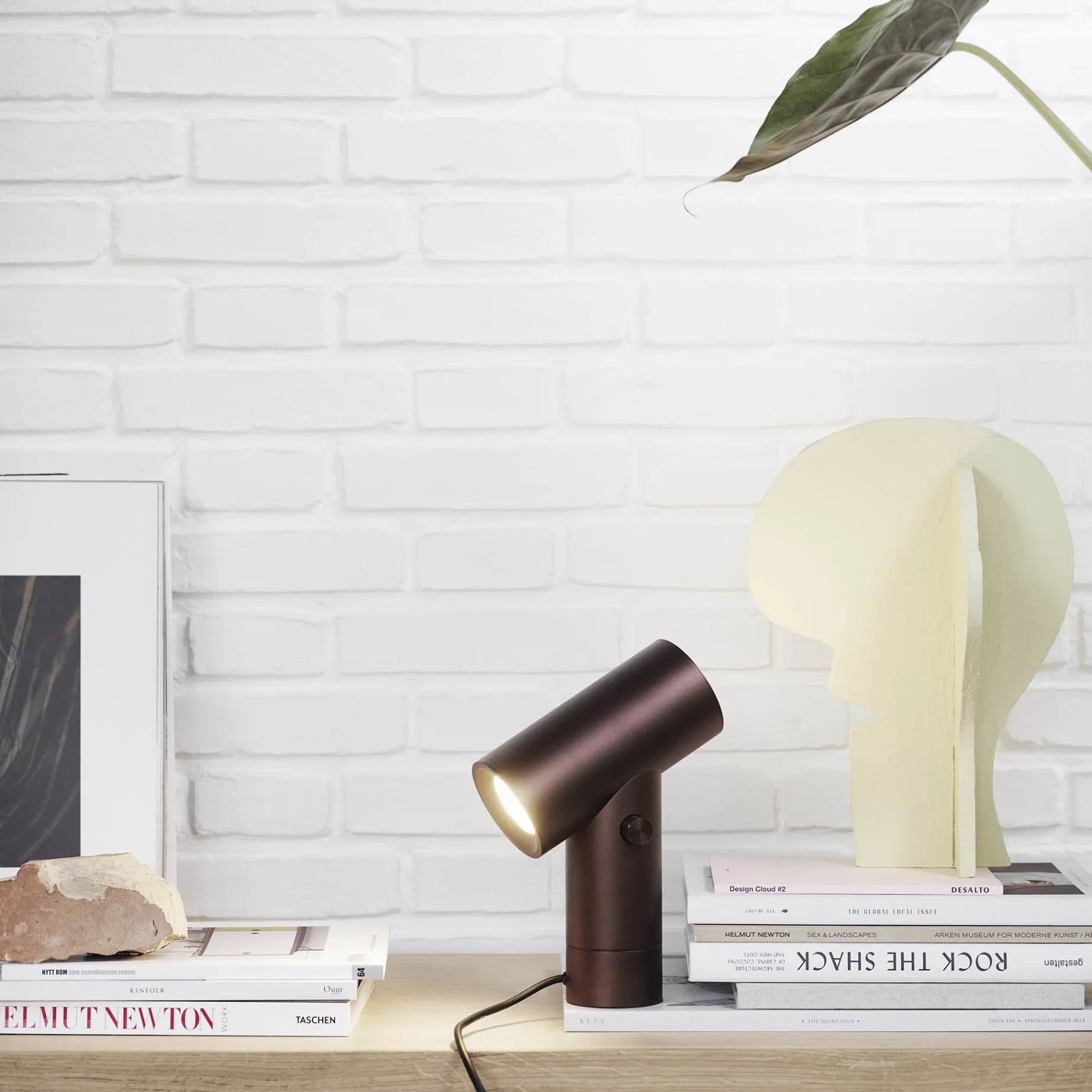 Beam table lamp H26 | black