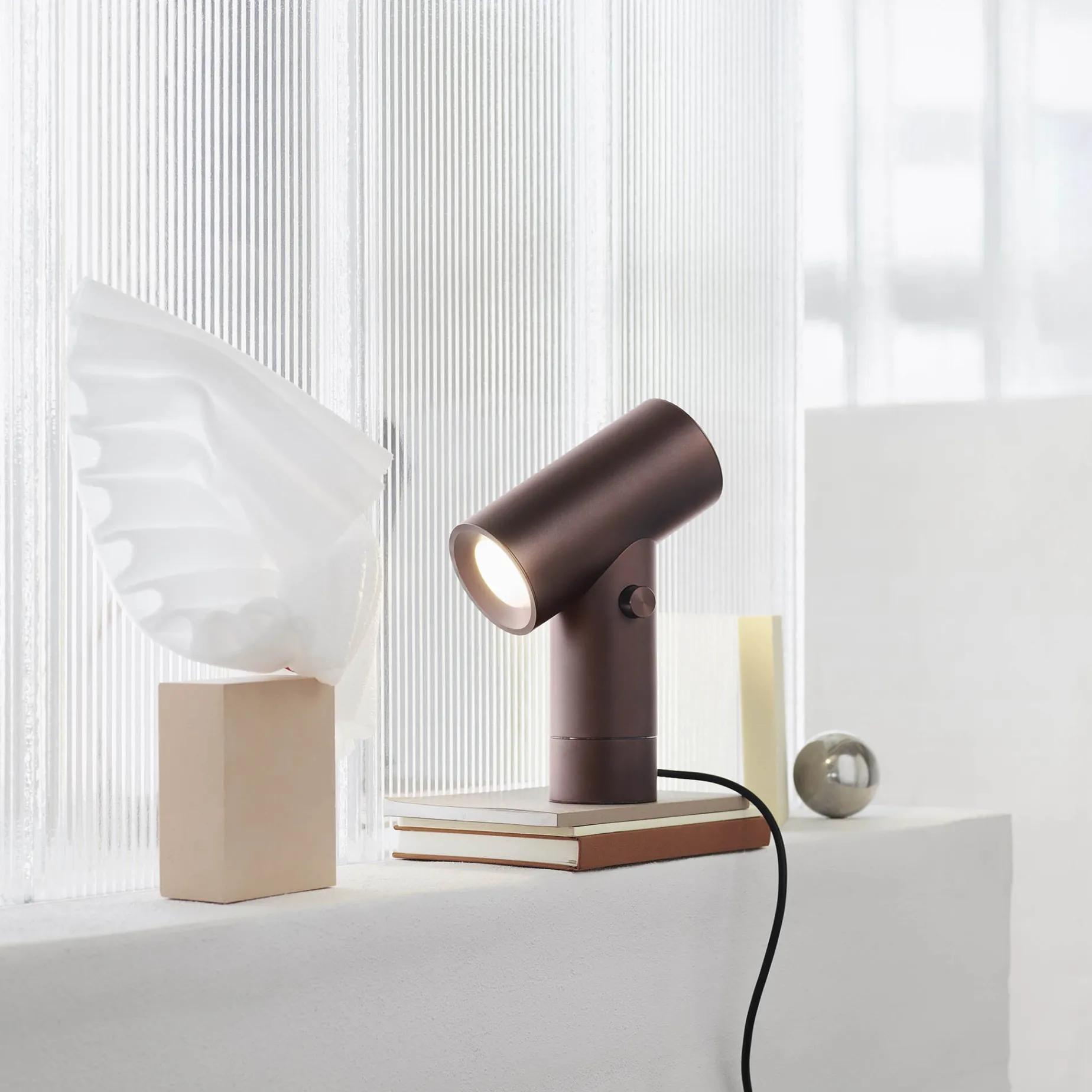 Beam table lamp H26 | black
