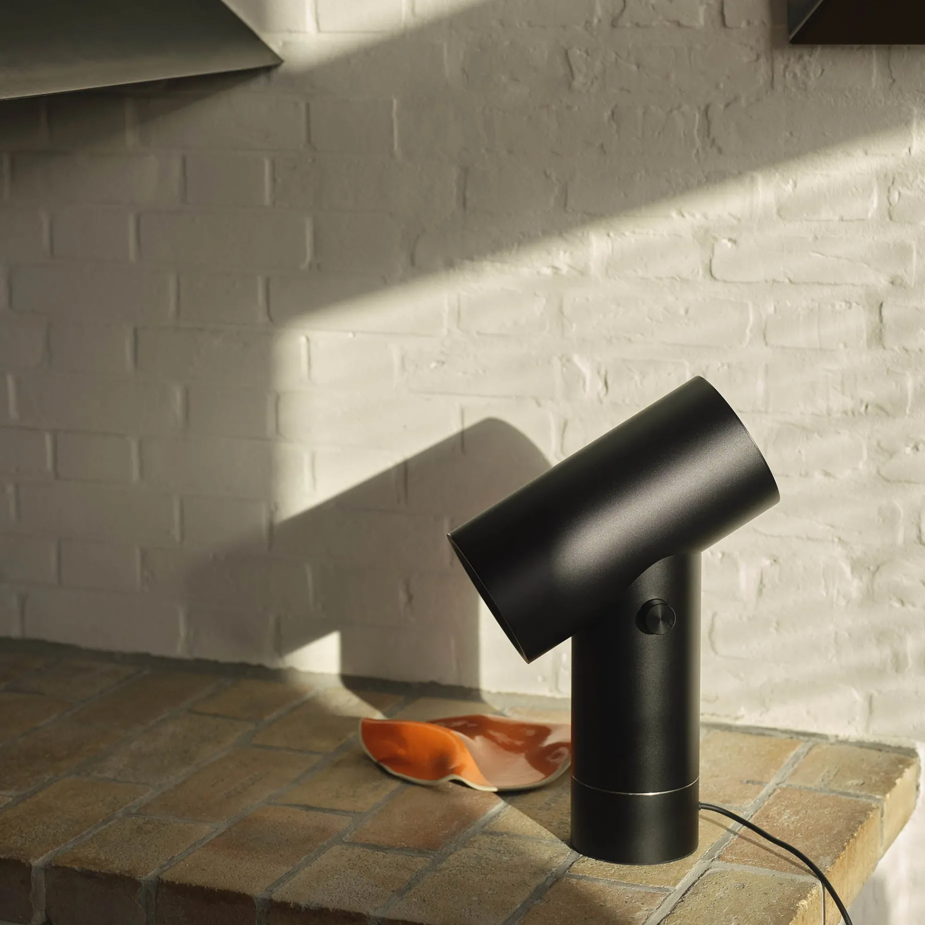 Beam table lamp H45 | polished aluminium