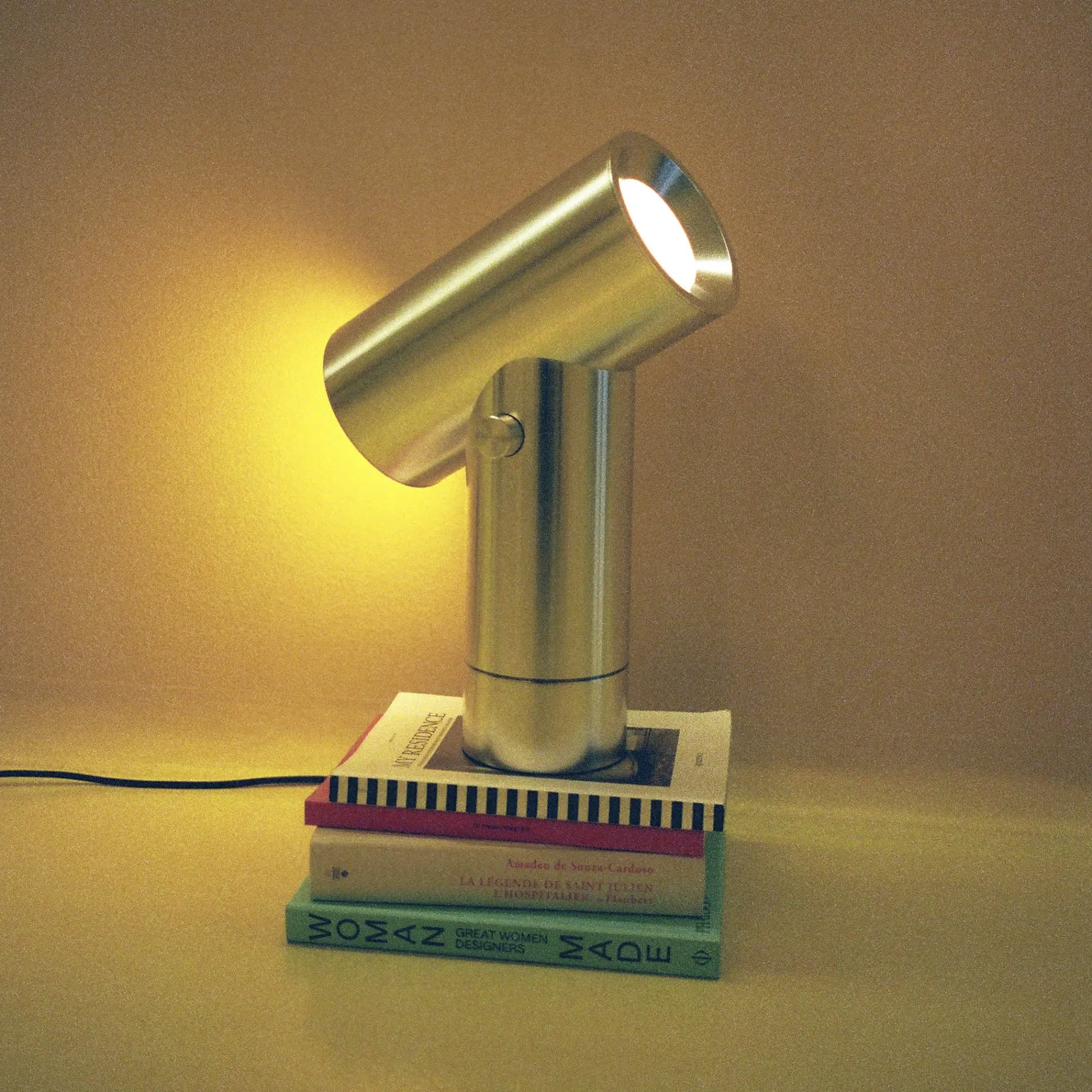 Beam table lamp H45 | polished aluminium