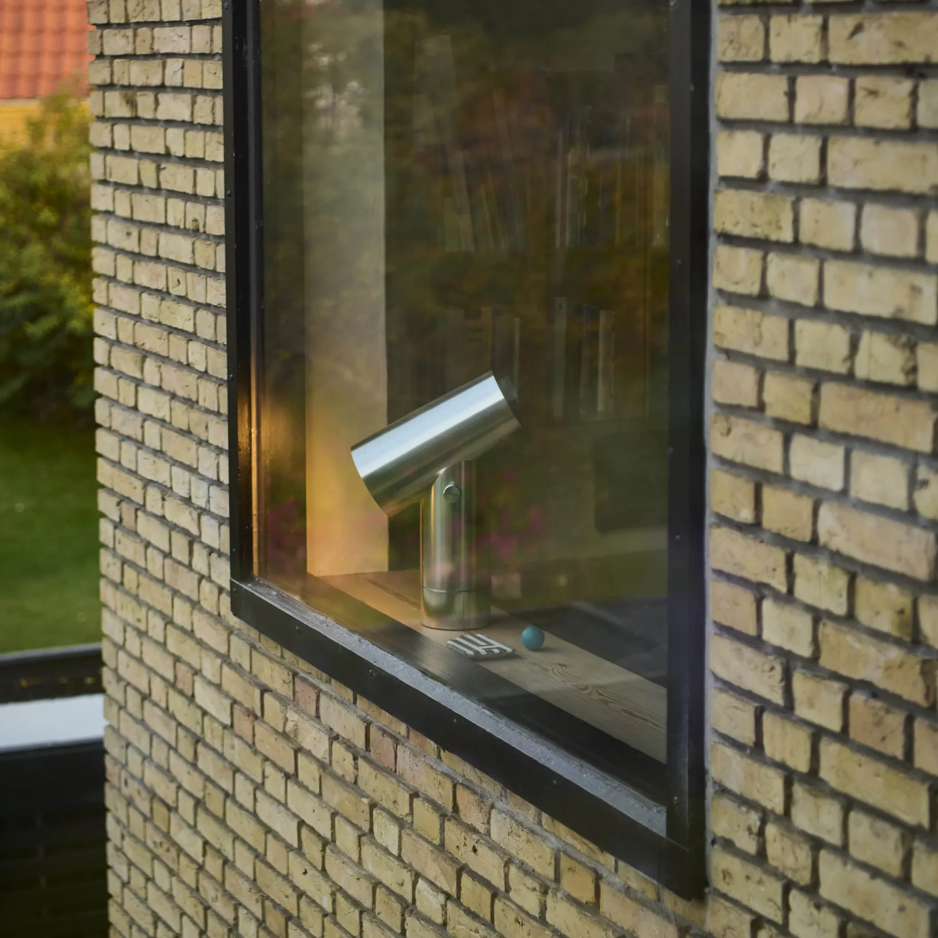 Beam table lamp H45 | polished aluminium