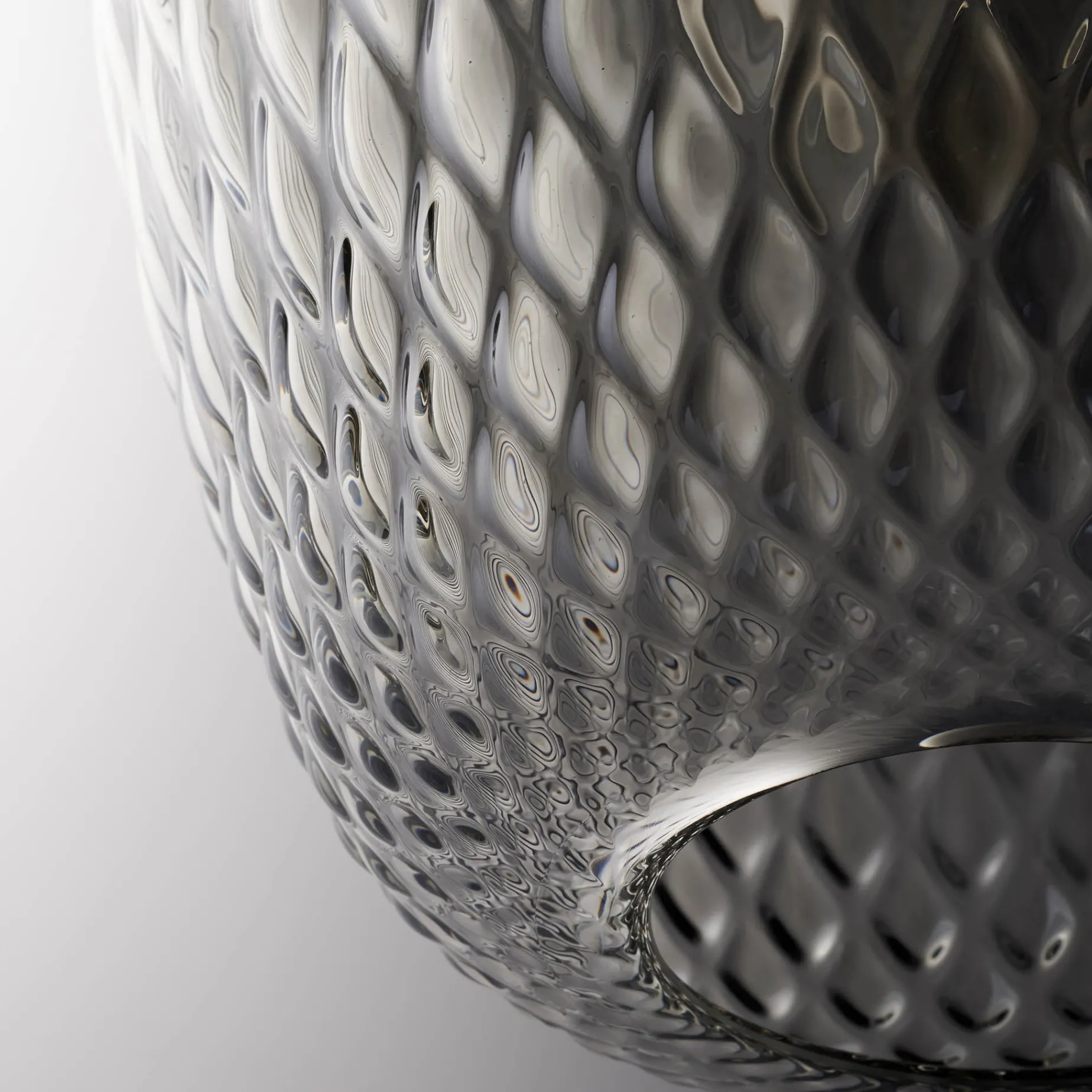 Blown pendant SW4 | silver lustre