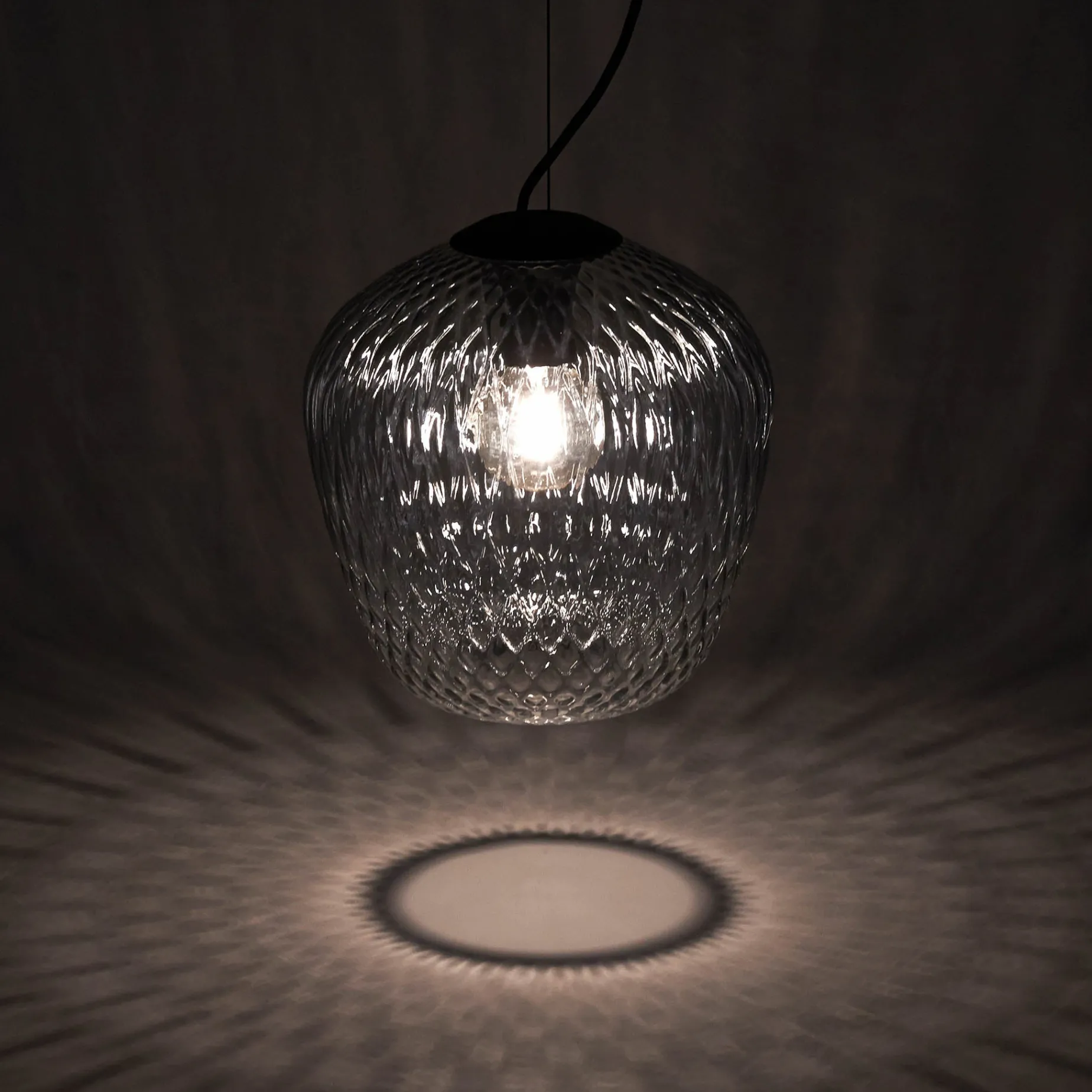 Blown pendant SW4 | silver lustre