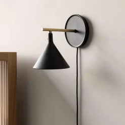 Cast Sconce Wall Lamp | black