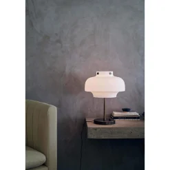Copenhagen table SC13 | opal glass