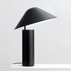 Damo table | matt black
