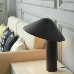 Damo table | matt black