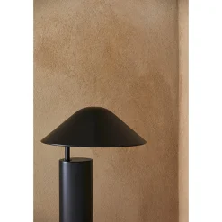 Damo table | matt black