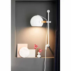 DC wall 18 | black