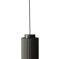 Donna 18 pendant | black ink