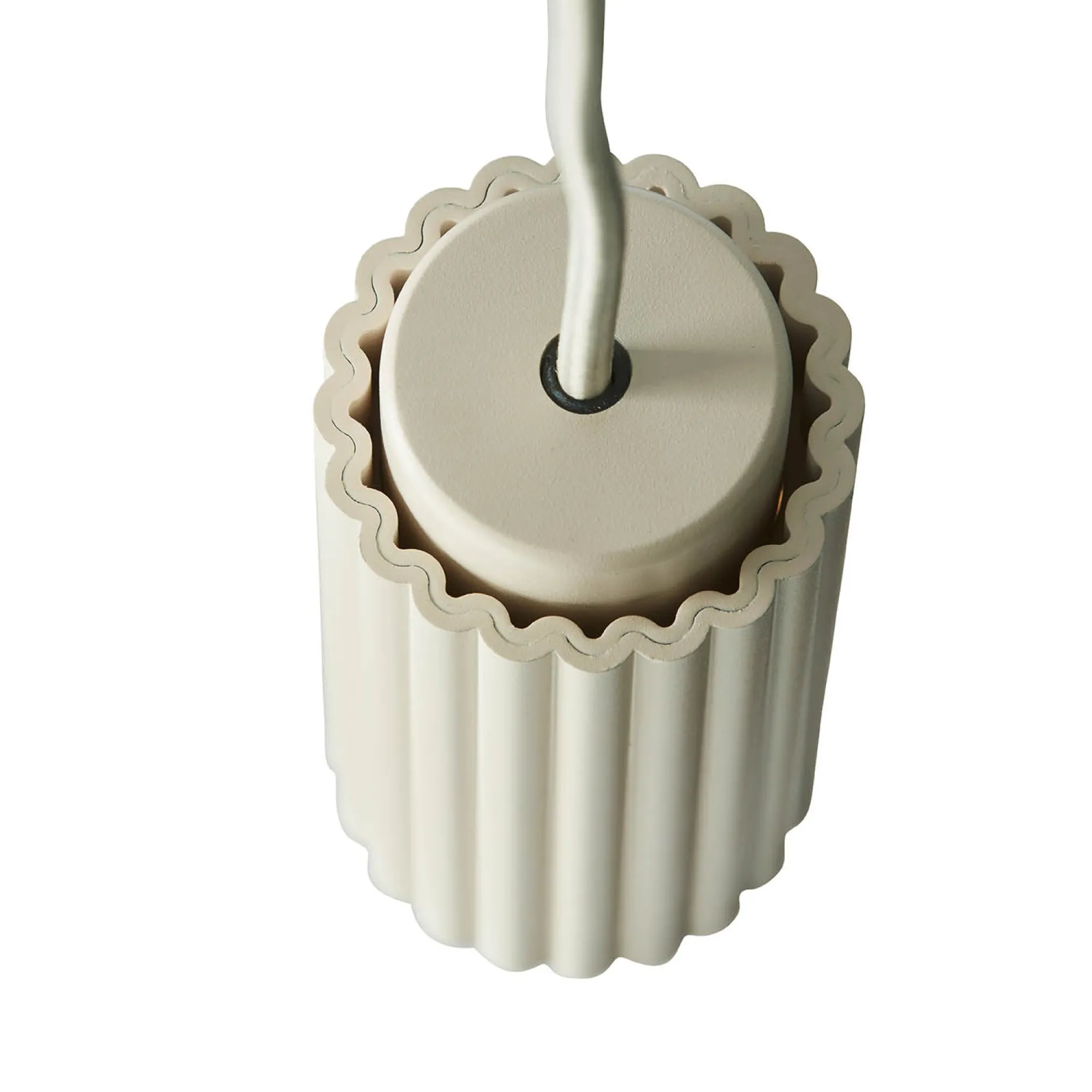 Donna 7 pendant | black ink