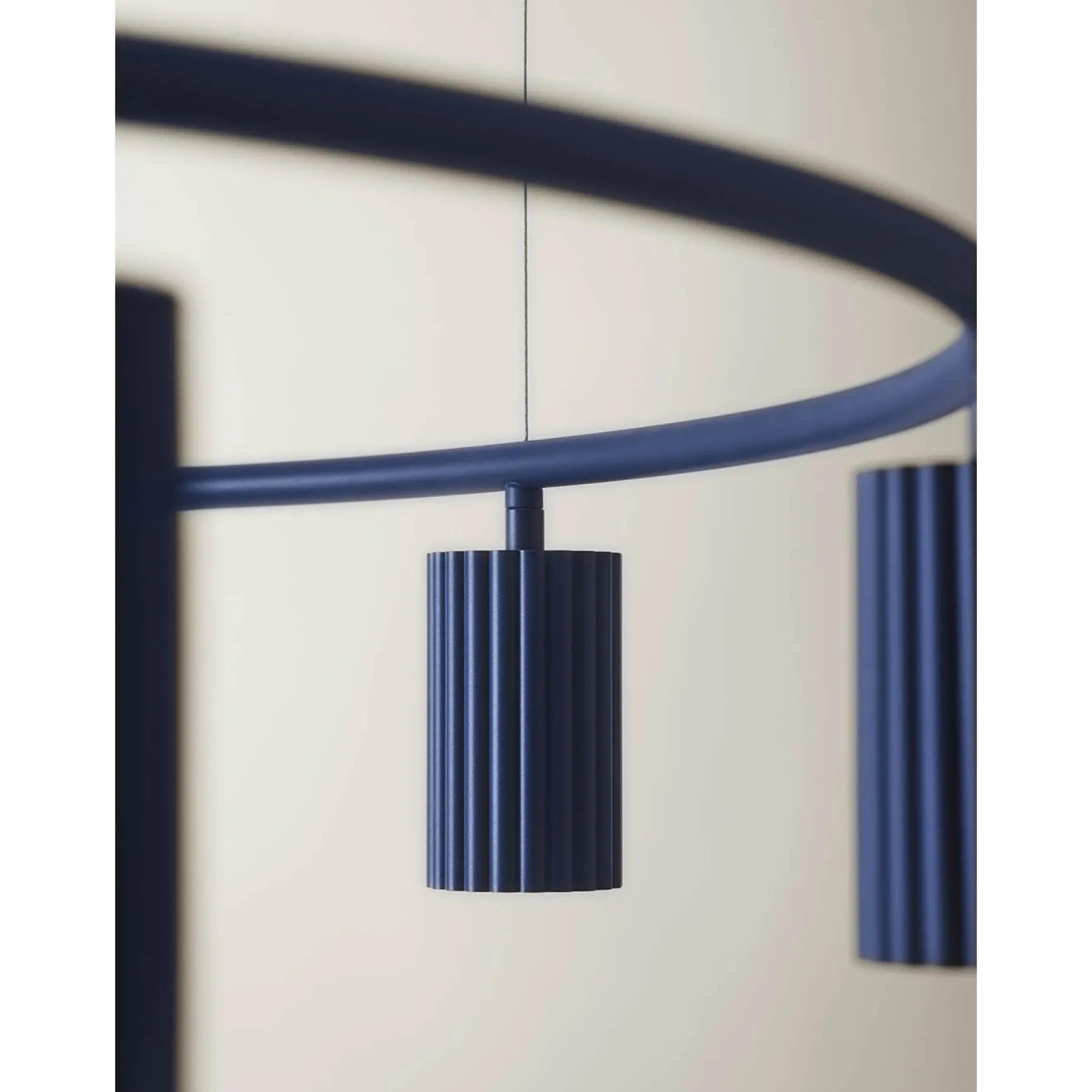 Donna circle ø60-ø100 pendant | midnight blue