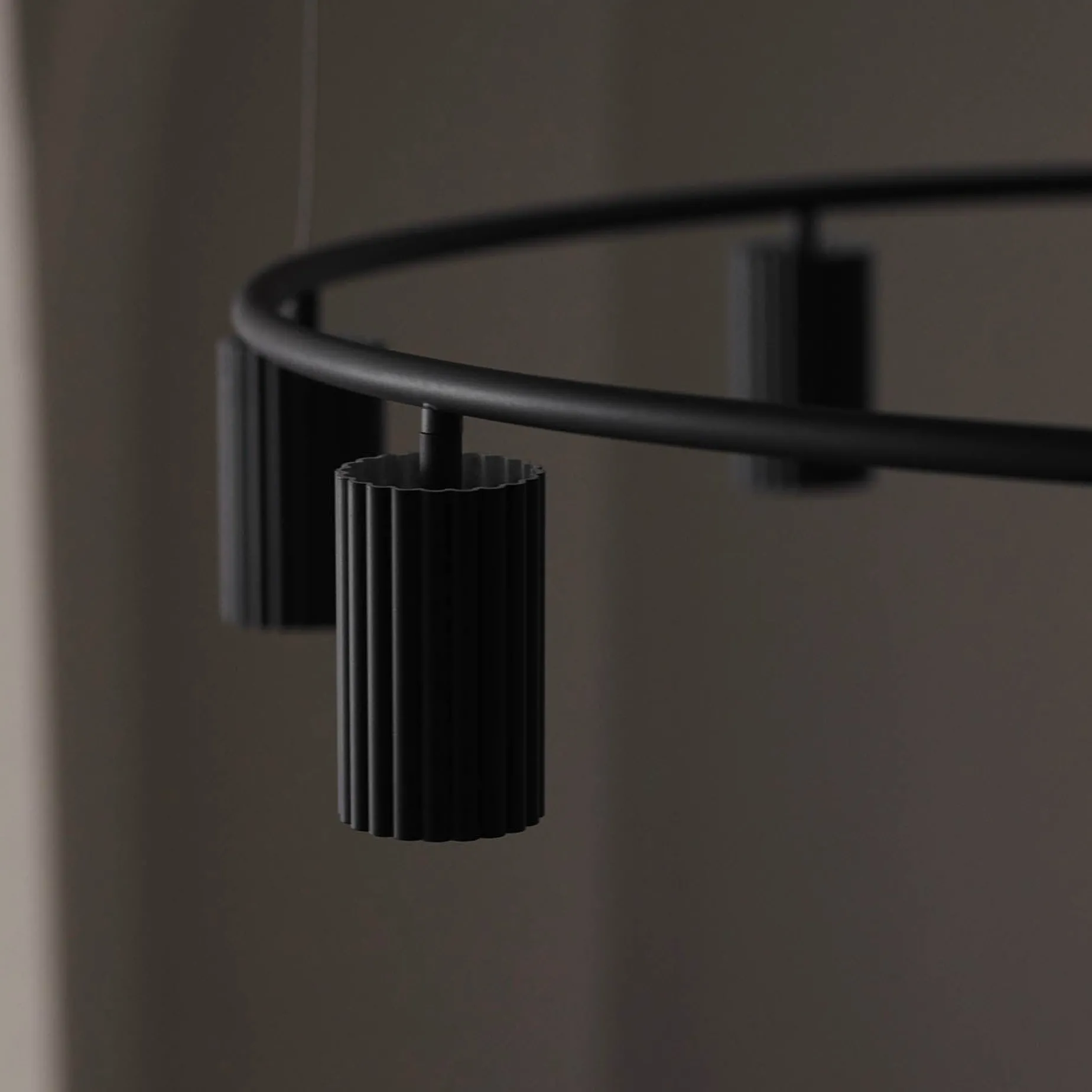Donna circle ø60-ø100 pendant | midnight blue