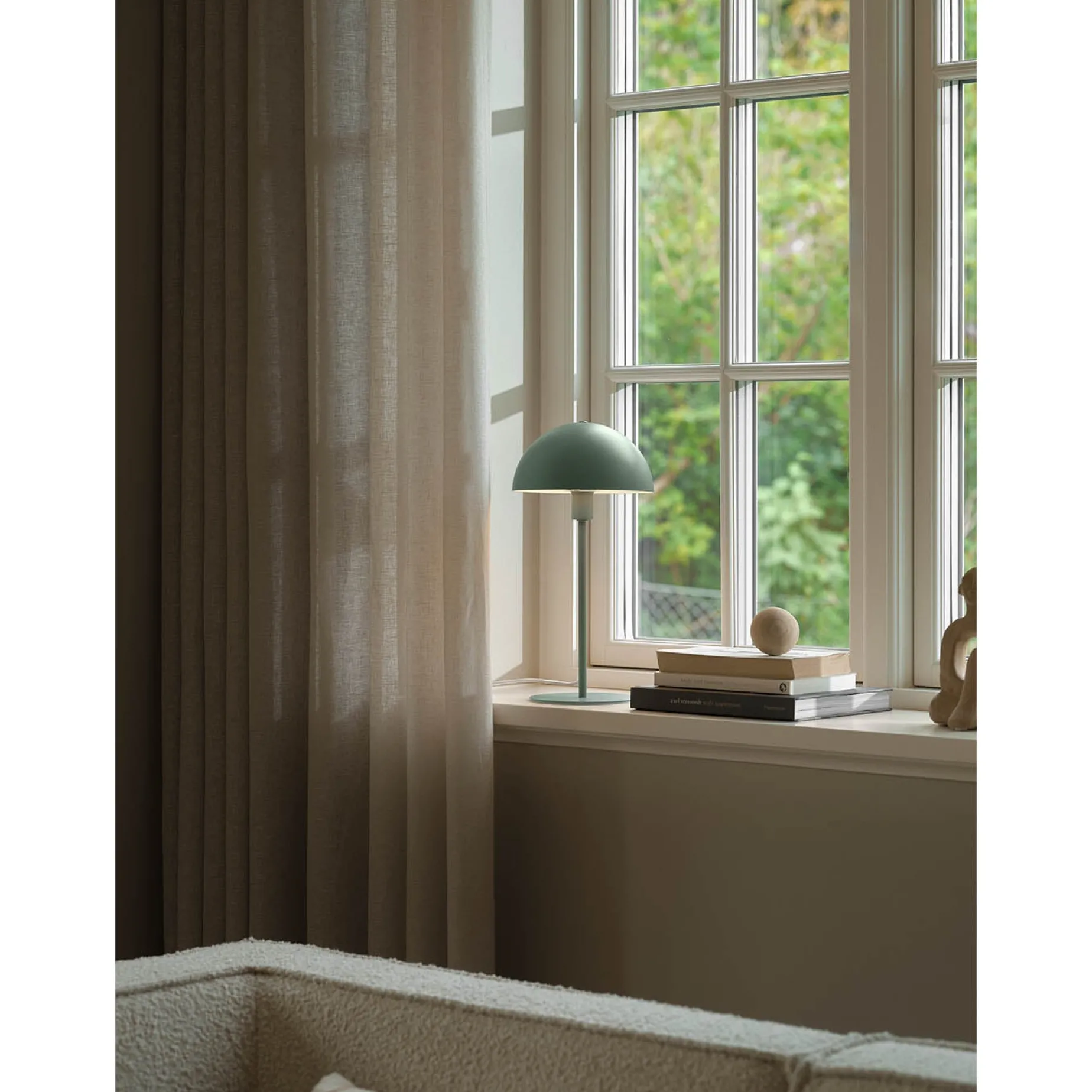 Ellen 20 table | black