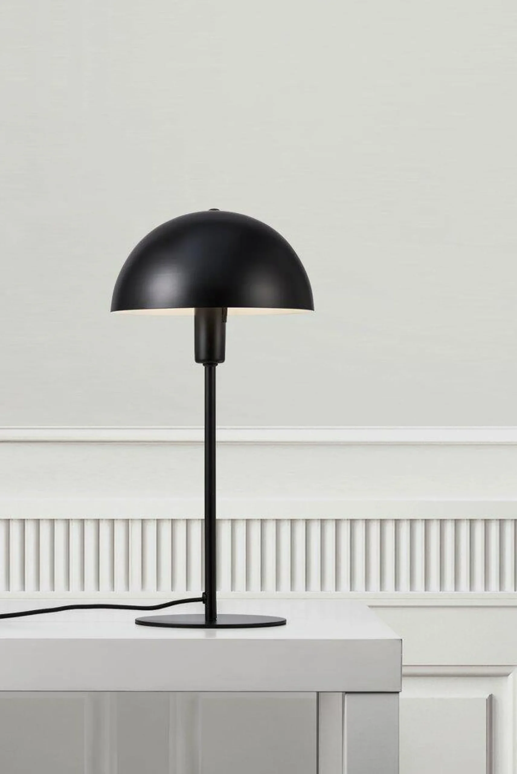 Ellen 20 table | green