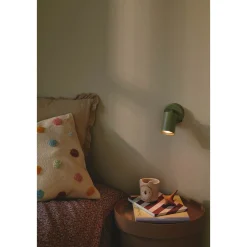 Explore wall | brass
