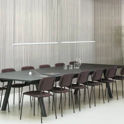 Factor Linear pendant | diffused soft black
