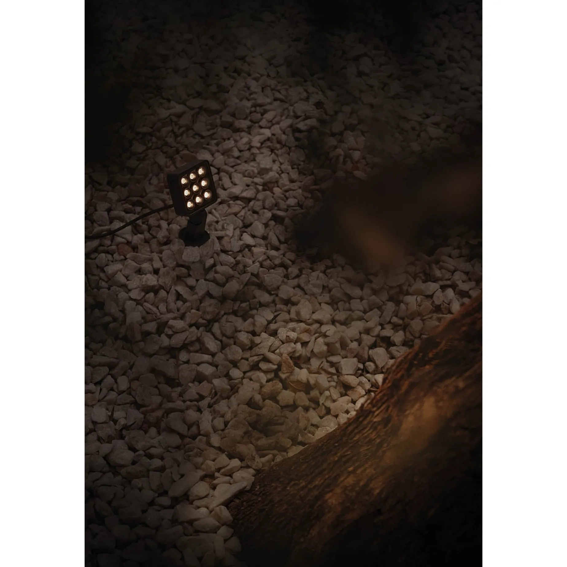 Flash outdoor | textured oxidon