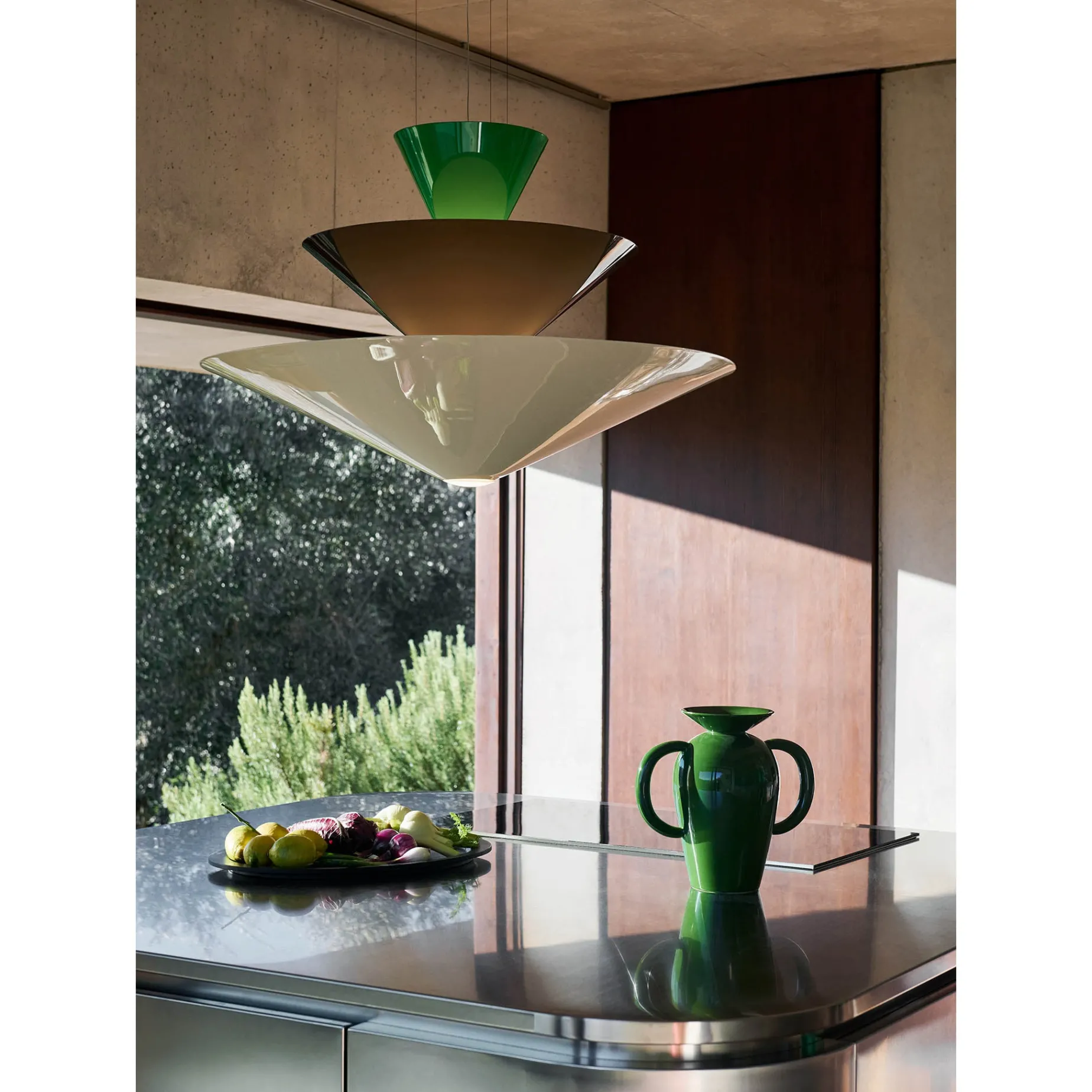 Gio pendant | Signal Green, Deep Blue & Ecru White