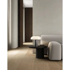 Glossy T | white marble