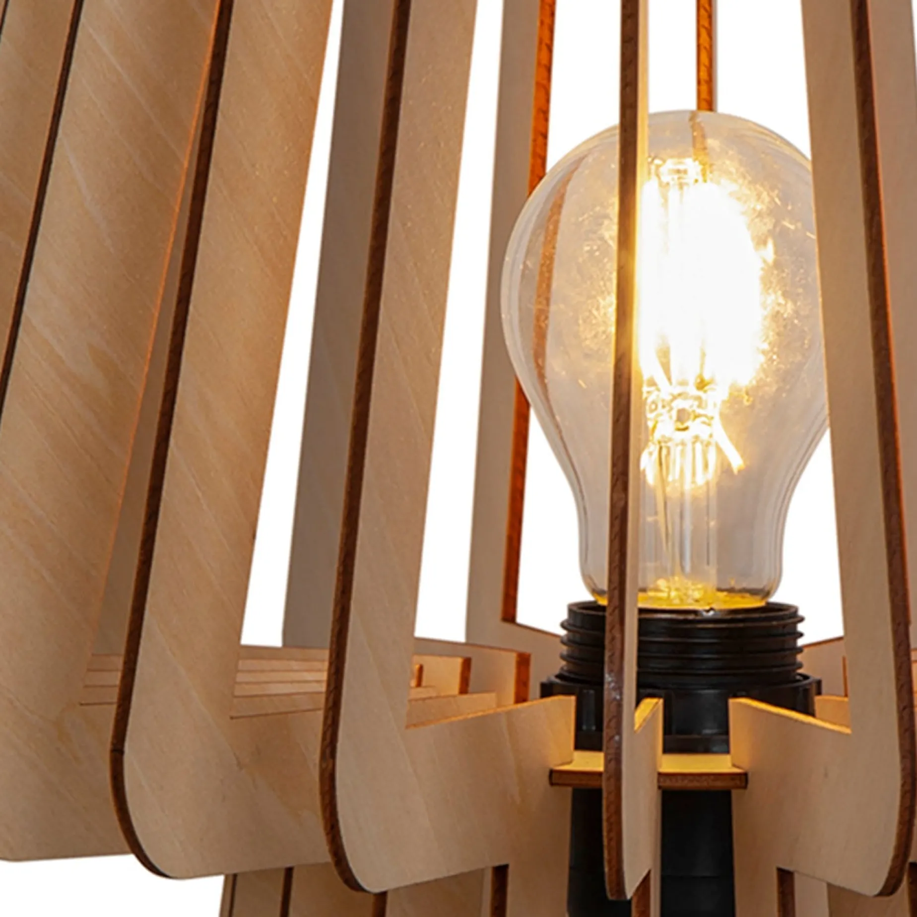 Groa T | black
