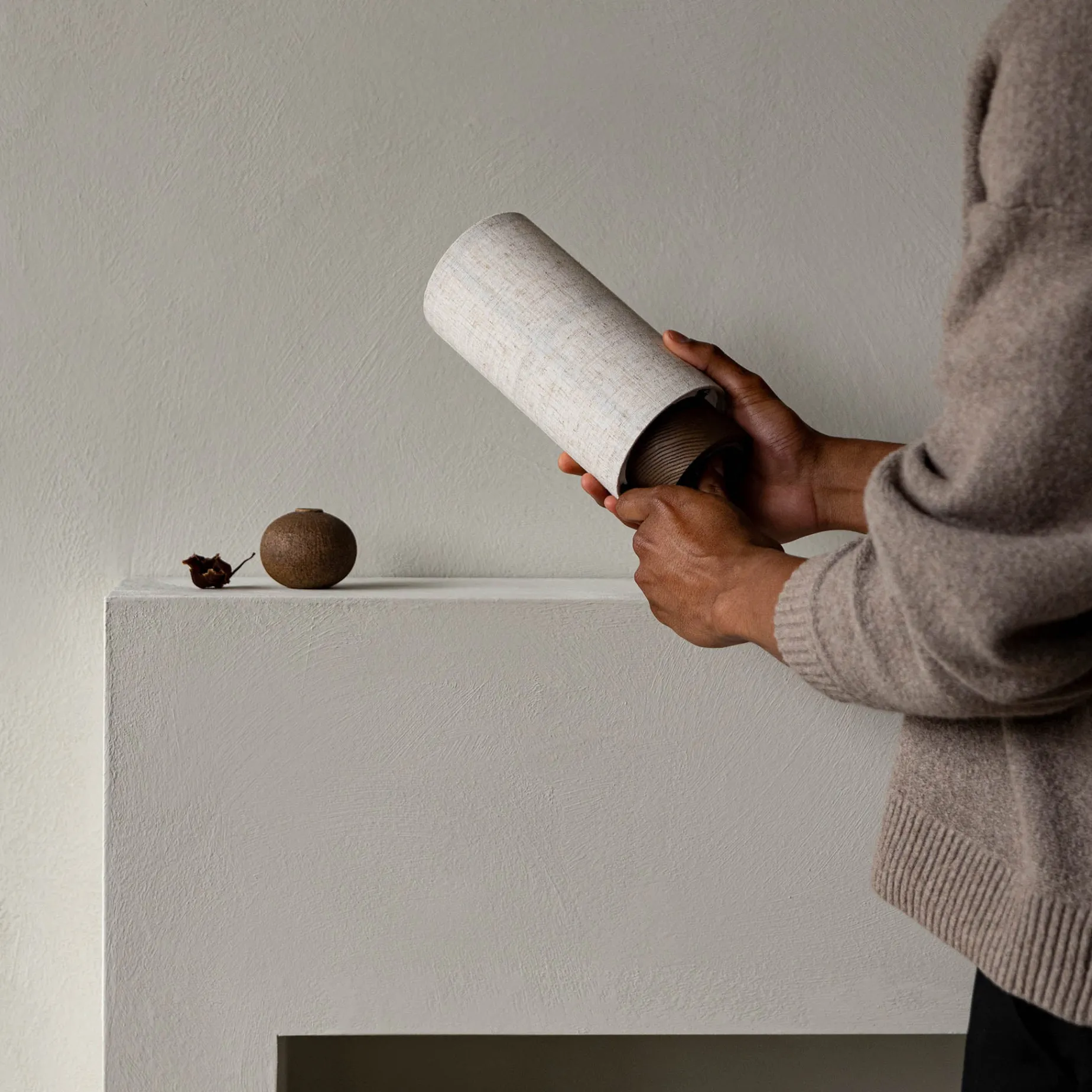 Hashira portable | raw linen