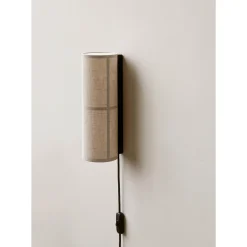 Hashira wall | raw linen