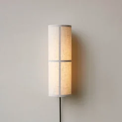 Hashira wall | raw linen