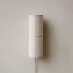 Hashira wall | raw linen