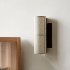 Hashira wall | raw linen