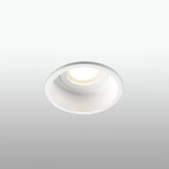 Hyde round IP | white