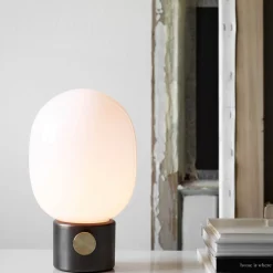 JWDA table lamp | bronzed brass