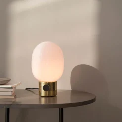 JWDA table lamp | polished brass